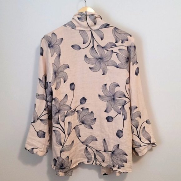 Italian Linen Cardigan Shirt With Print - Picture 5 of 10